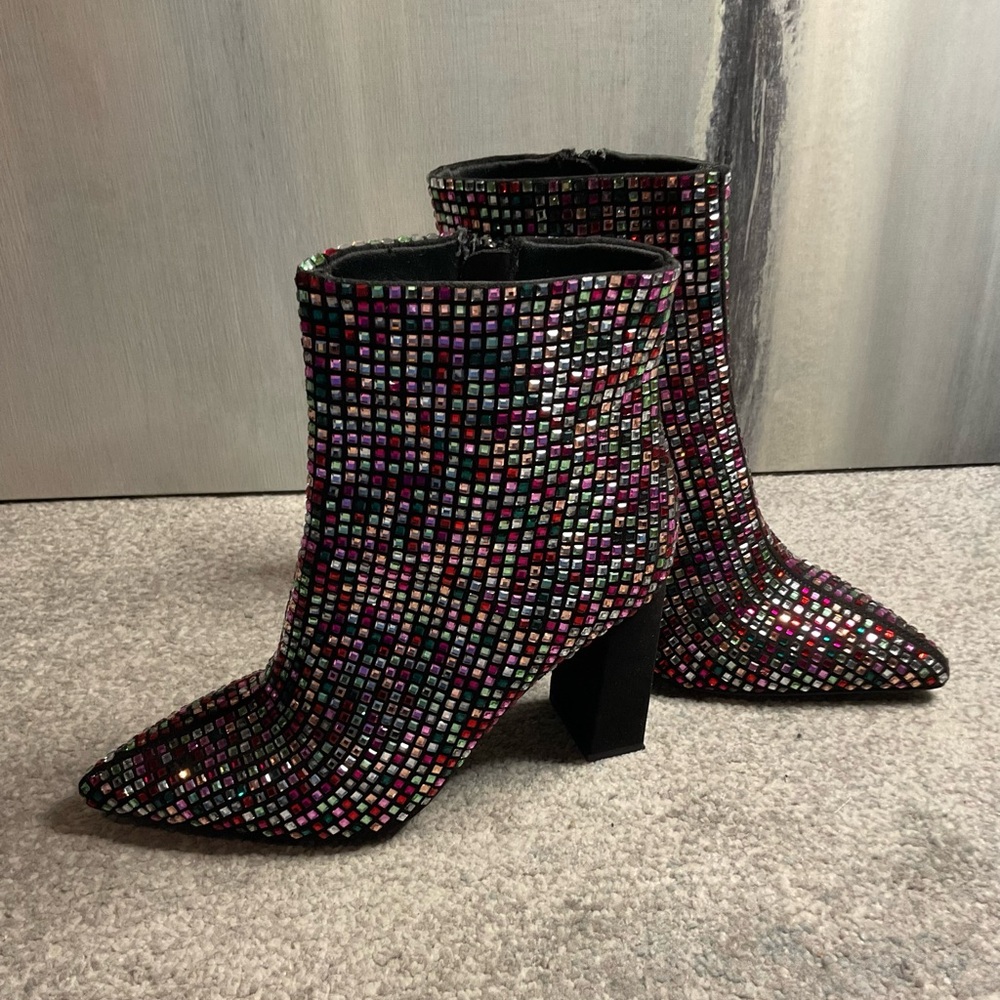 Wild Pair Ingrid Multi-Color Rhinestone Bling Ankle Booties - NIB - Size 8 - Picture 12 of 16